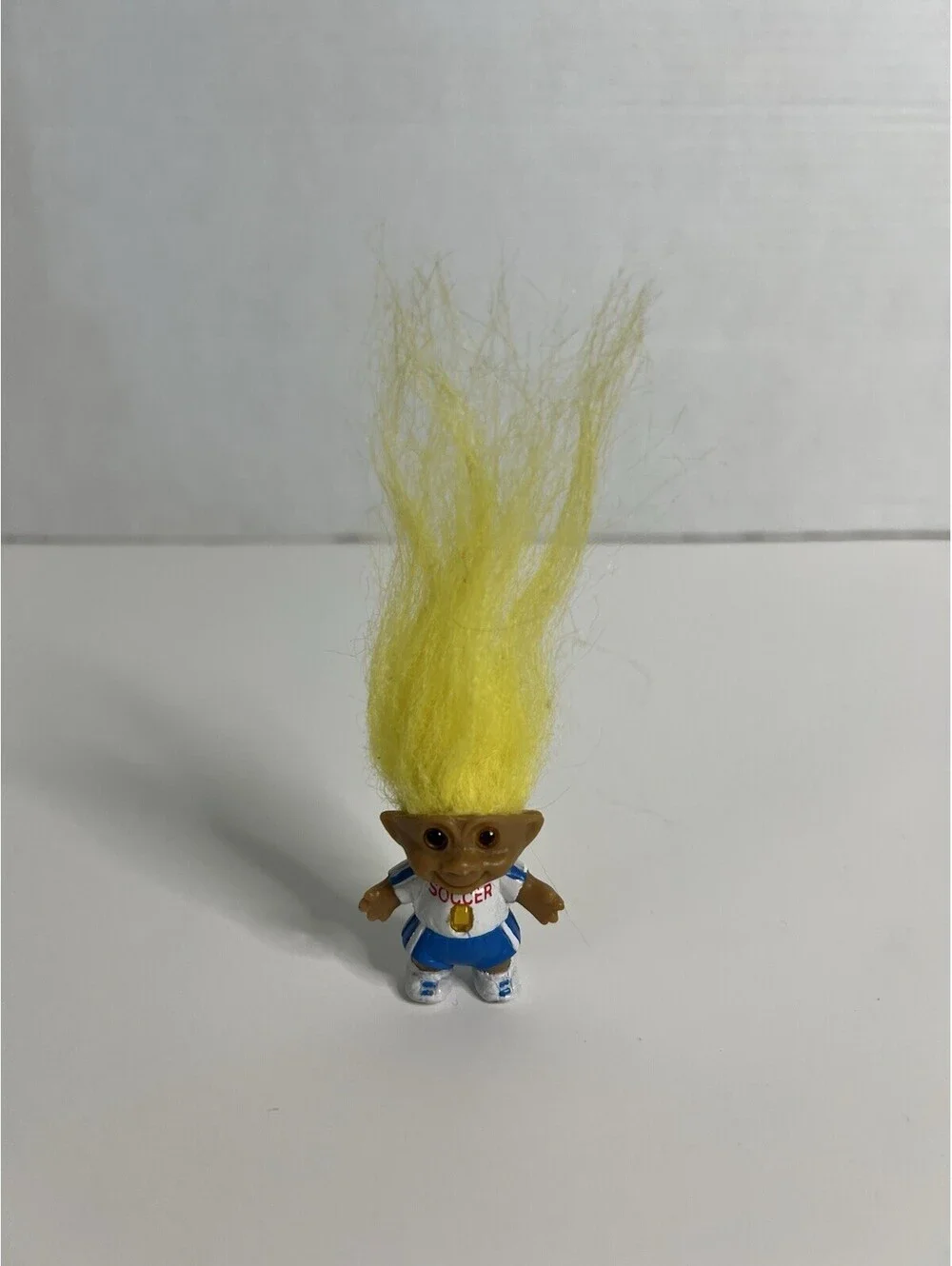 Vtg 1992 Ace Yellow Hair White & Blue Soccer Uniform Mini Troll Doll 1.5